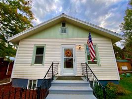 featured image of 298 Burns St #B