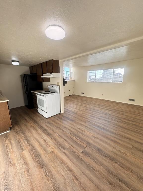 800 E 100 S Apt 4 - Photo 4 of 10