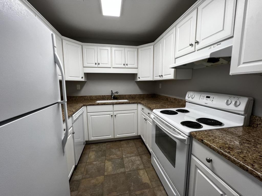 950 Life Dr - Photo 5 of 11