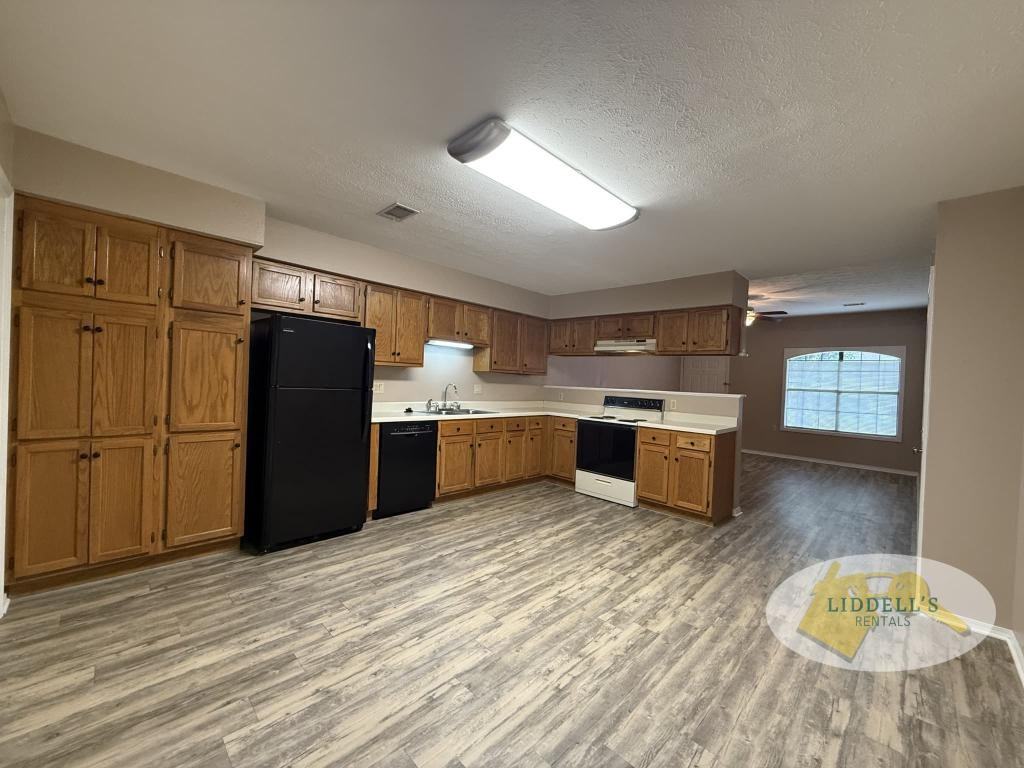 1918 Mockingbird Ln #1 - Photo 4 of 20