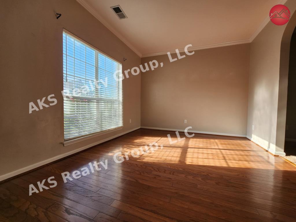 1108 Colony Trl - Photo 4 of 20