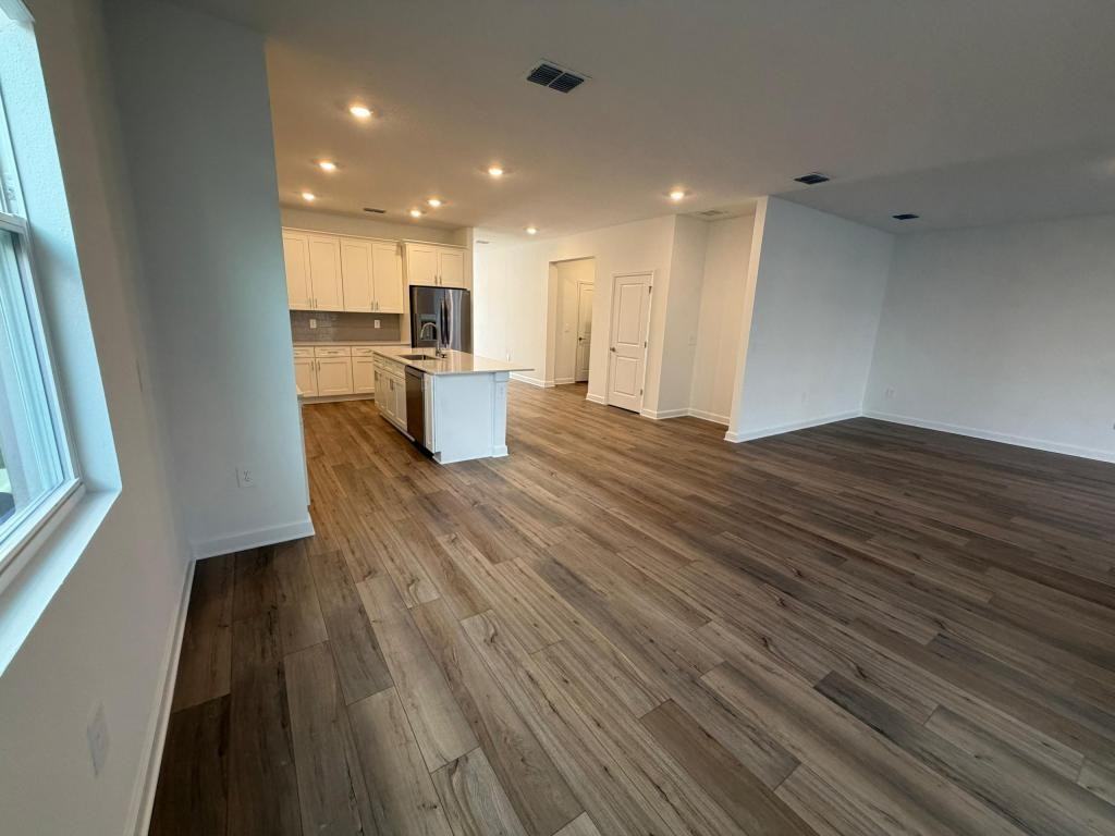 7867 Poplin St - Photo 5 of 27