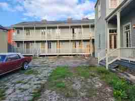 featured image of 1025 Dumaine St #3