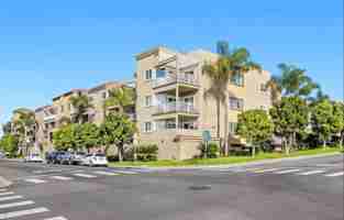 featured image of 404 N Horne St #D44