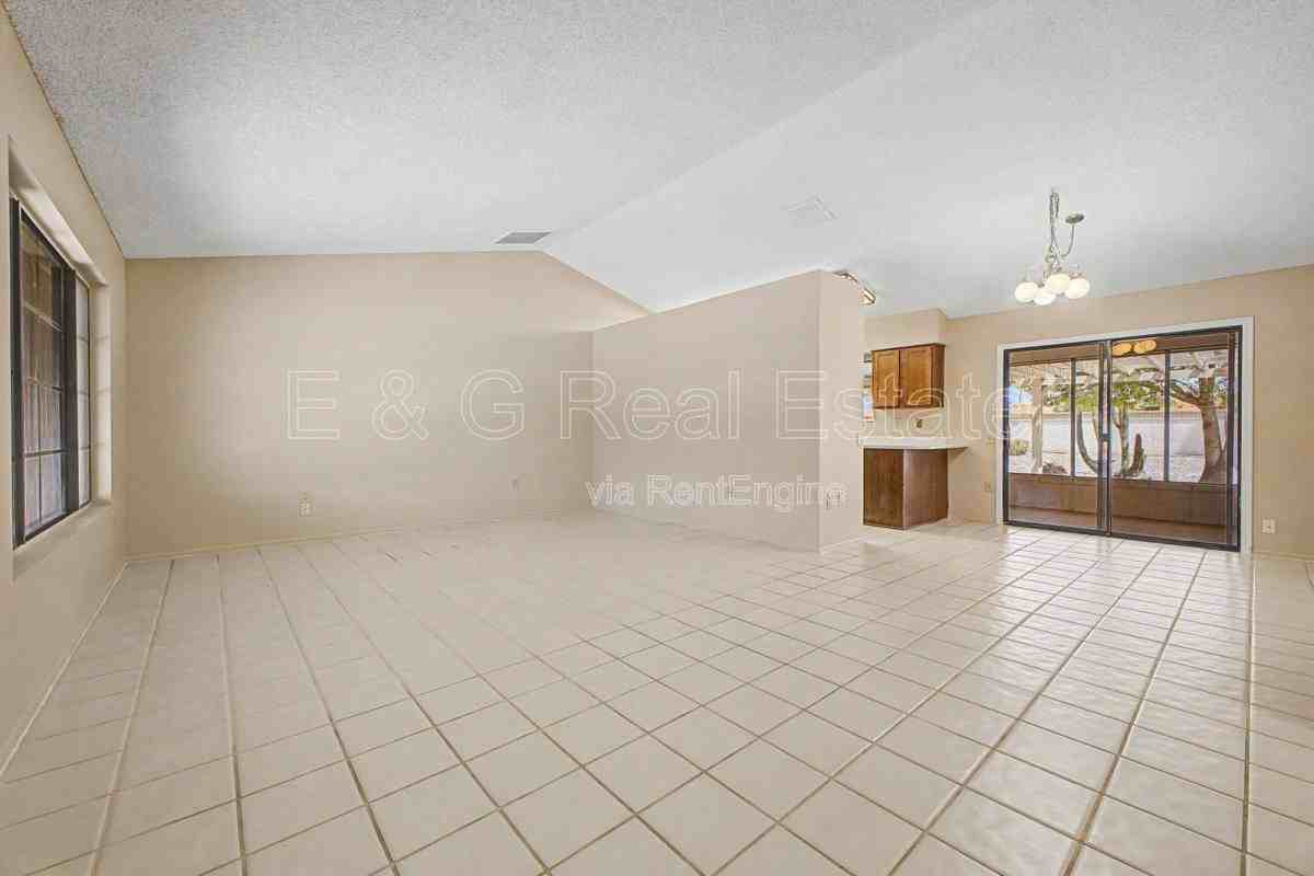 14222 W Yosemite Dr - Photo 3 of 10