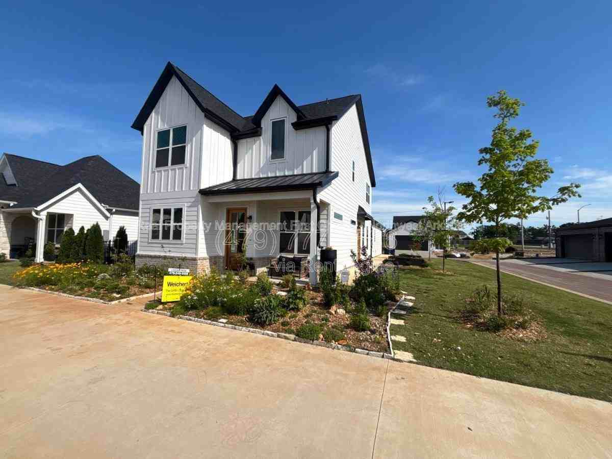 4017 W Sommerset St - Photo 2 of 10
