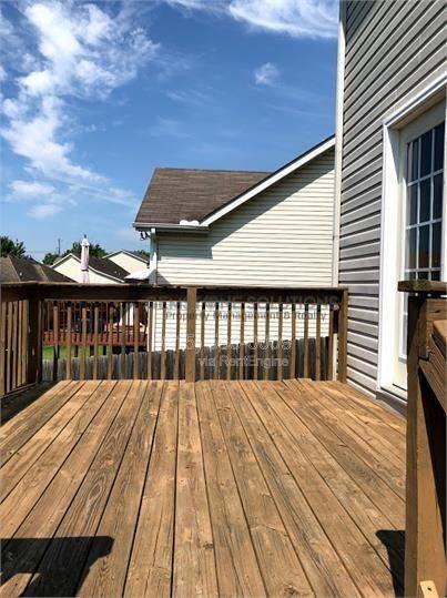 1033 Cheryl Ln - Photo 5 of 9