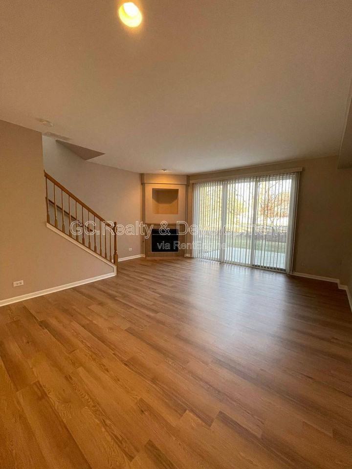 2525 Arcadia Cir - Photo 2 of 10