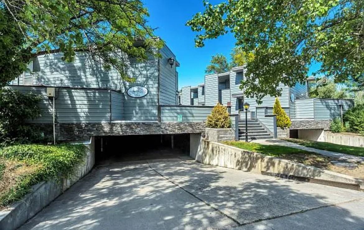 333 E St #1