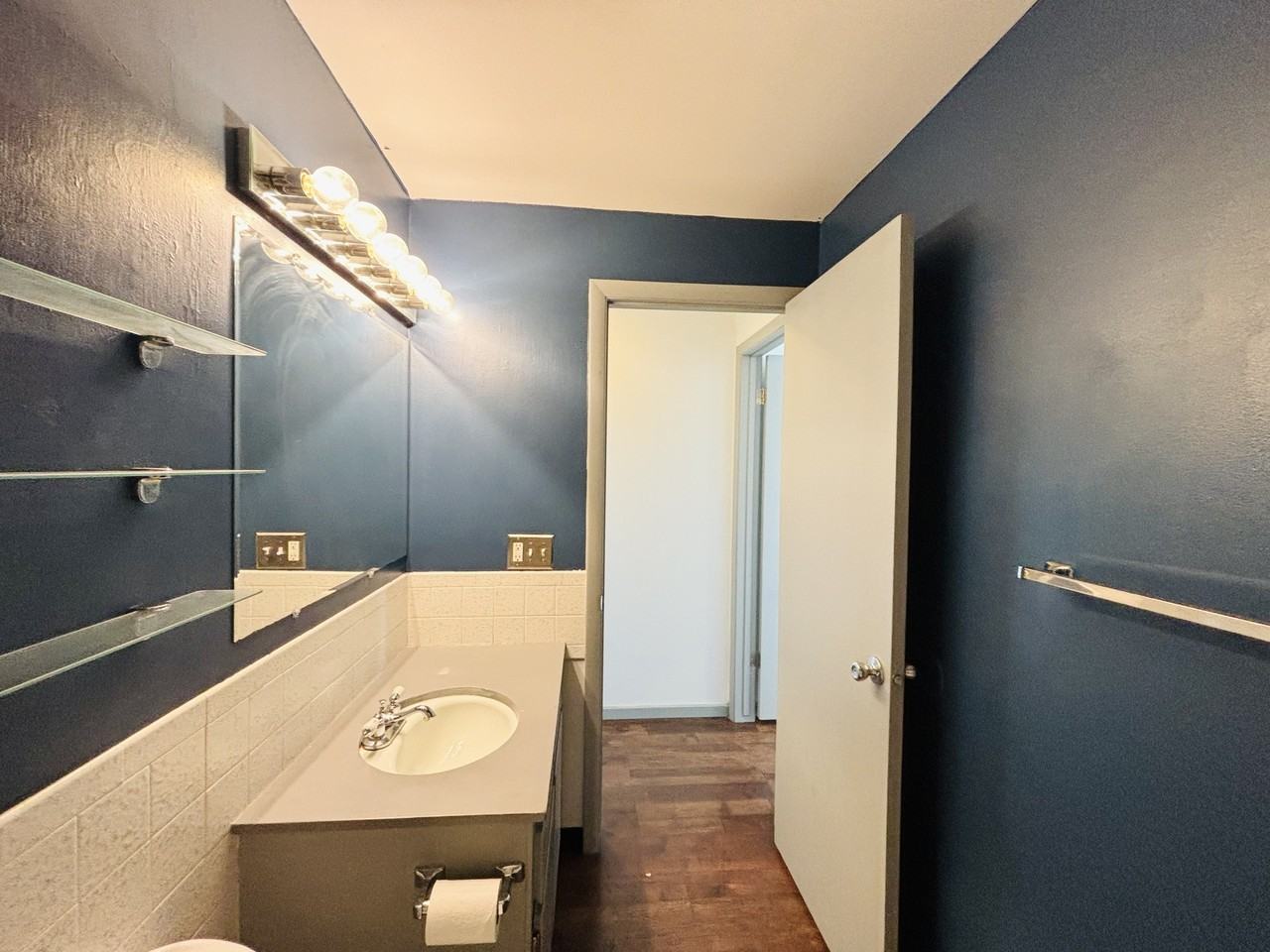 333 E St #1 - Photo 5 of 22
