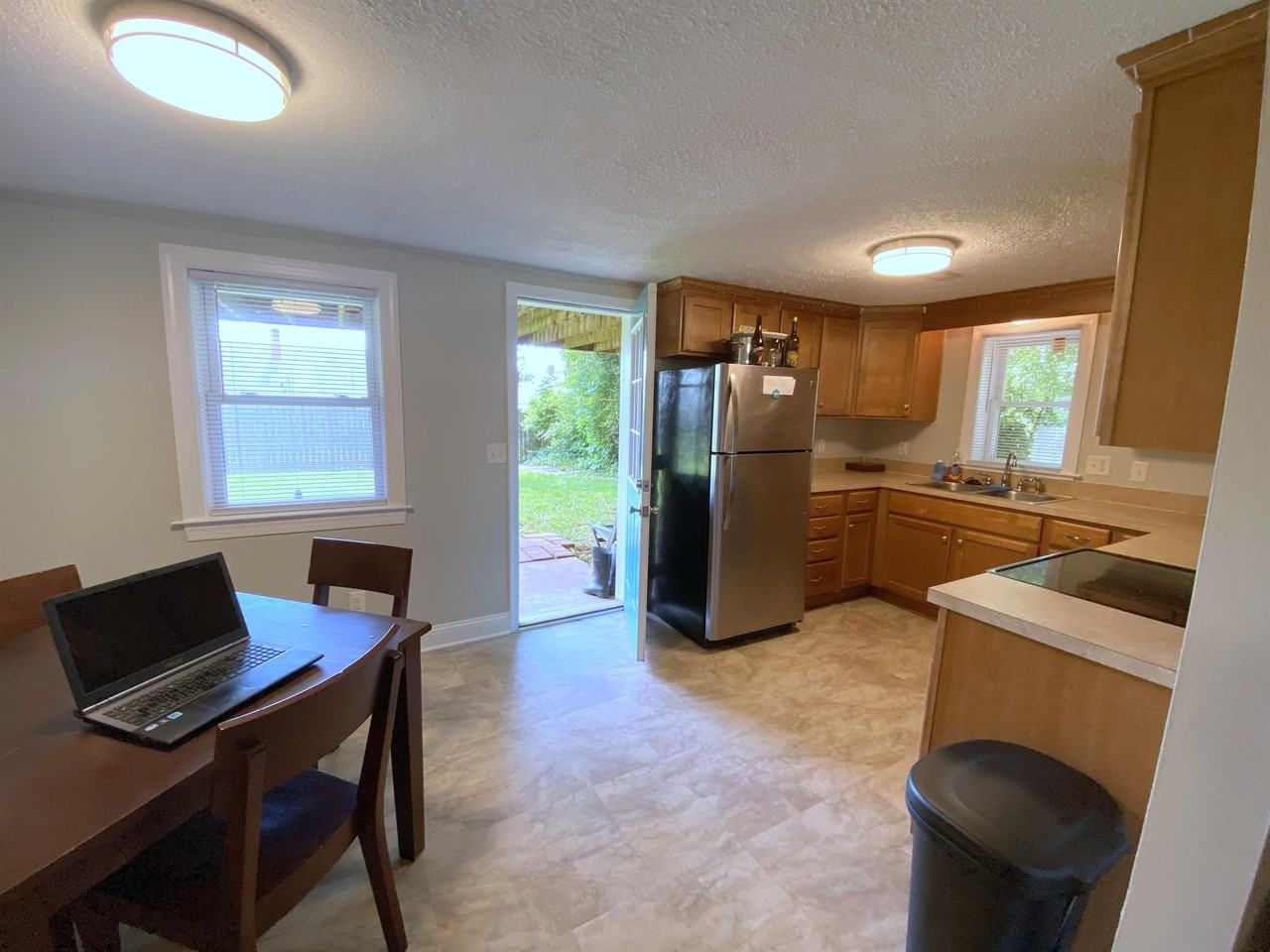 1206 Belleview Ave #B - Photo 7 of 18