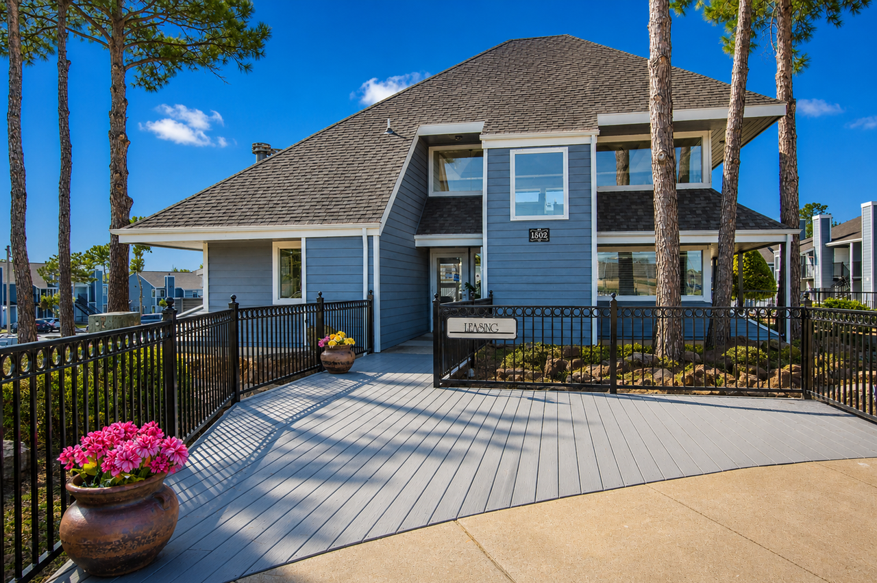 Riverbend Apartments - Photo 4 of 50