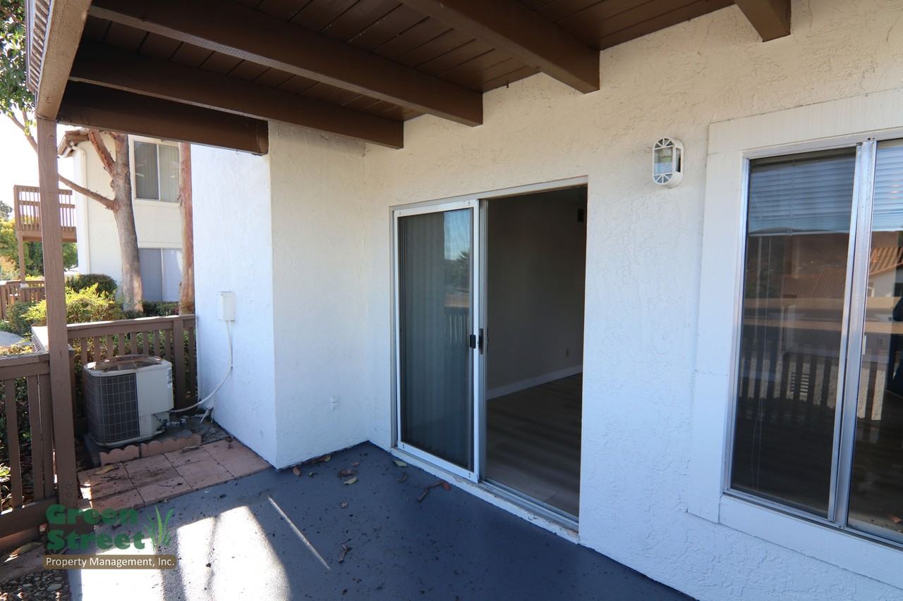 910 S Rancho Santa Fe Rd #D - Photo 7 of 30