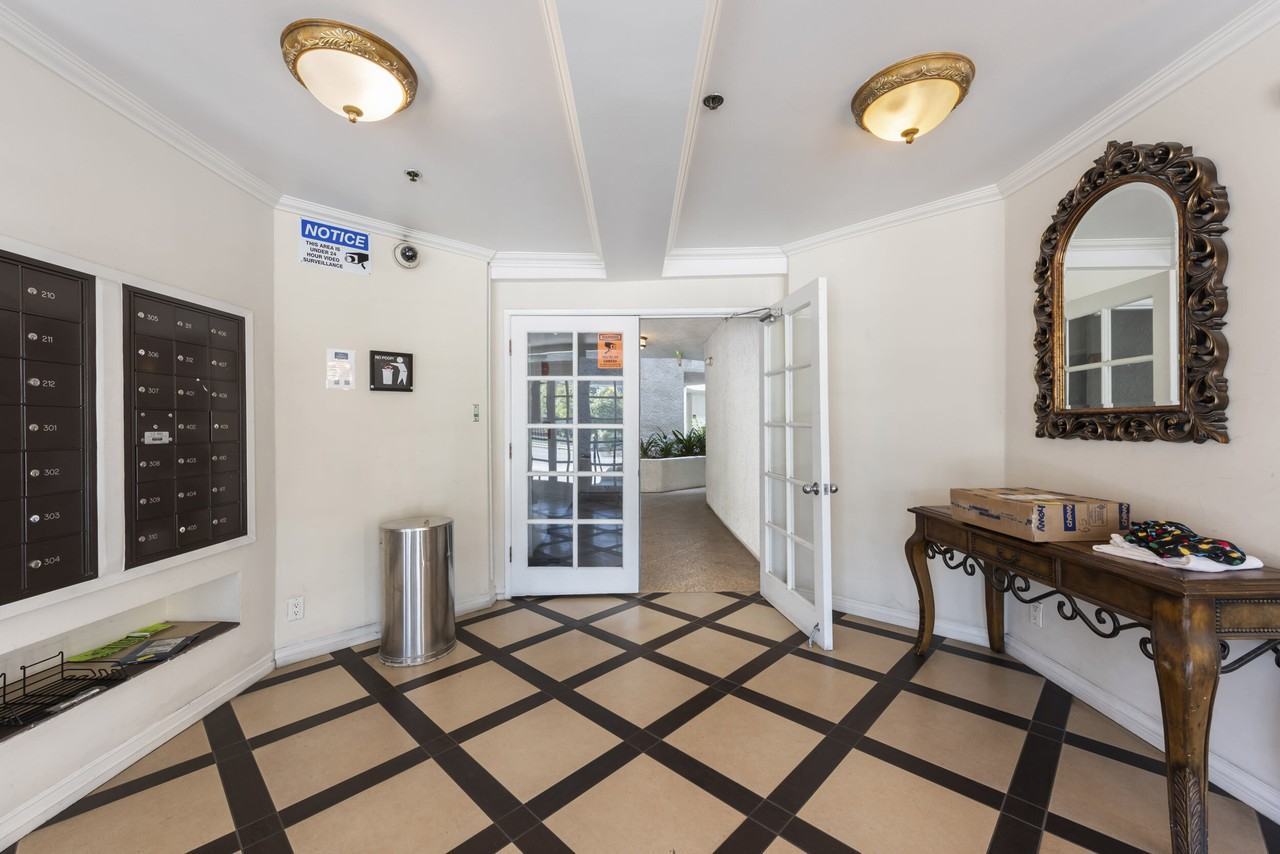 4401 Sepulveda Blvd #1 - Photo 4 of 50