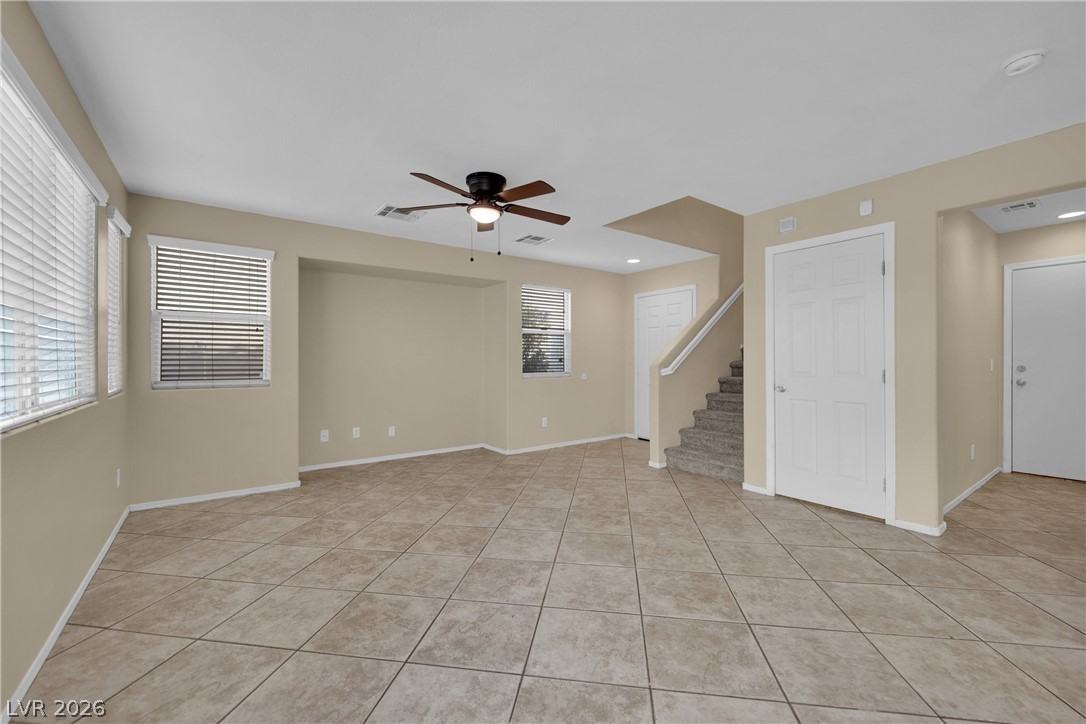 5989 Banbury Heights Way - Photo 3 of 30