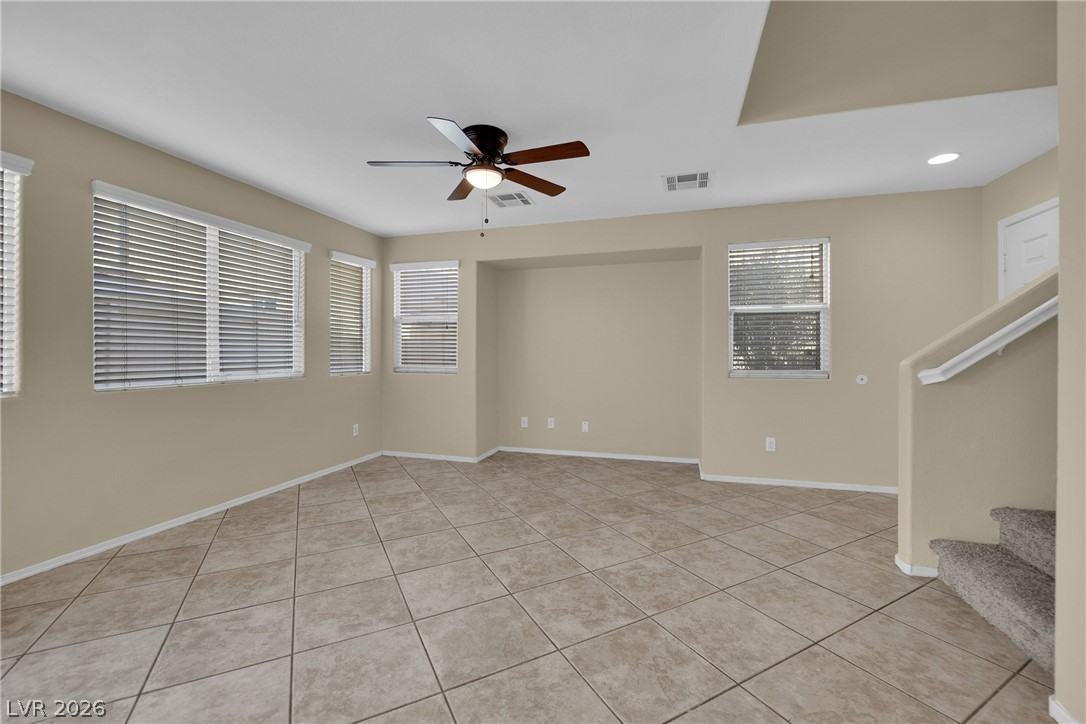 5989 Banbury Heights Way - Photo 4 of 30