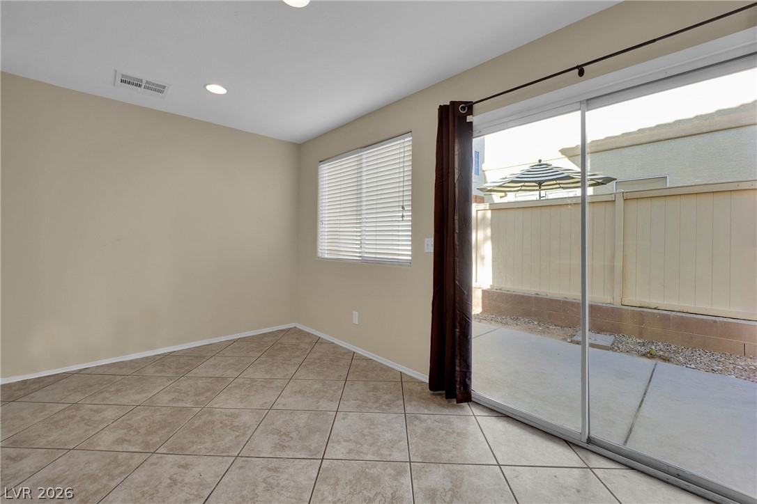 5989 Banbury Heights Way - Photo 5 of 30