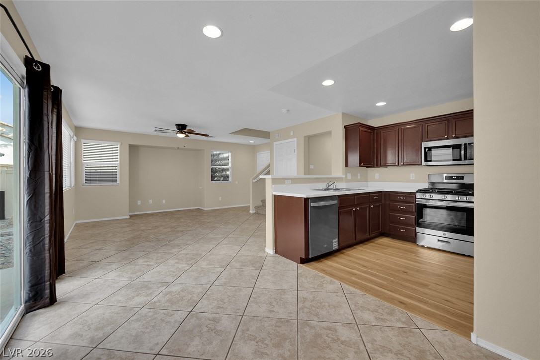 5989 Banbury Heights Way - Photo 7 of 30