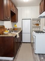 featured image of 409 E Harvard St