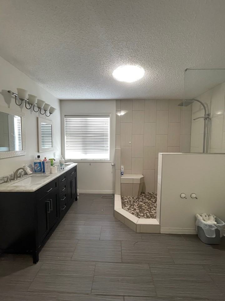 11438 76 Ave Nw - Photo 5 of 9
