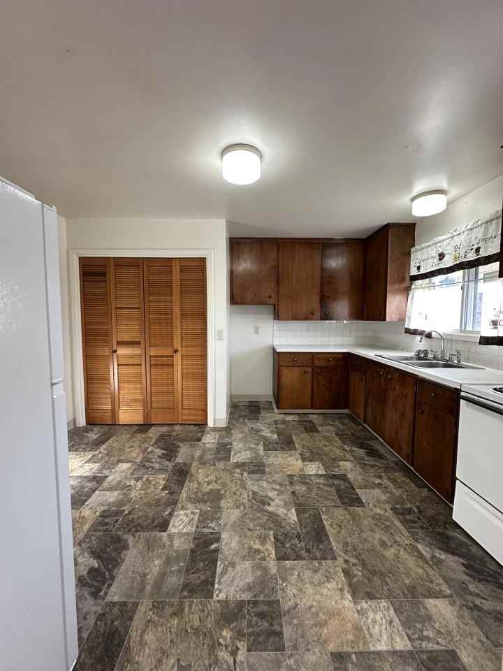 4444 Frances Ave #1 - Photo 3 of 7