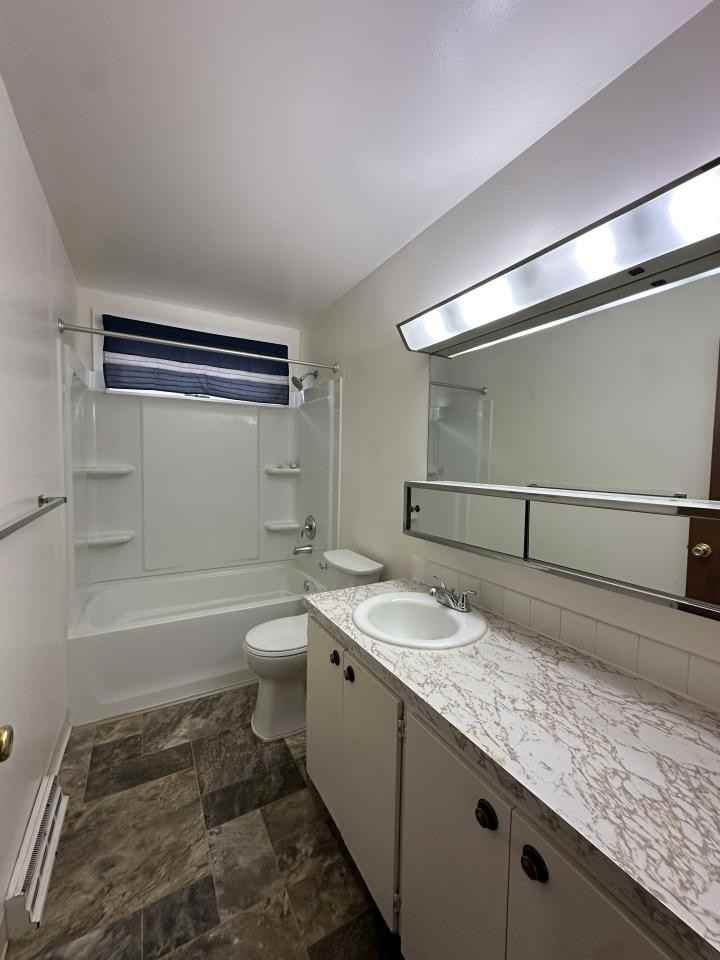 4444 Frances Ave #1 - Photo 5 of 7