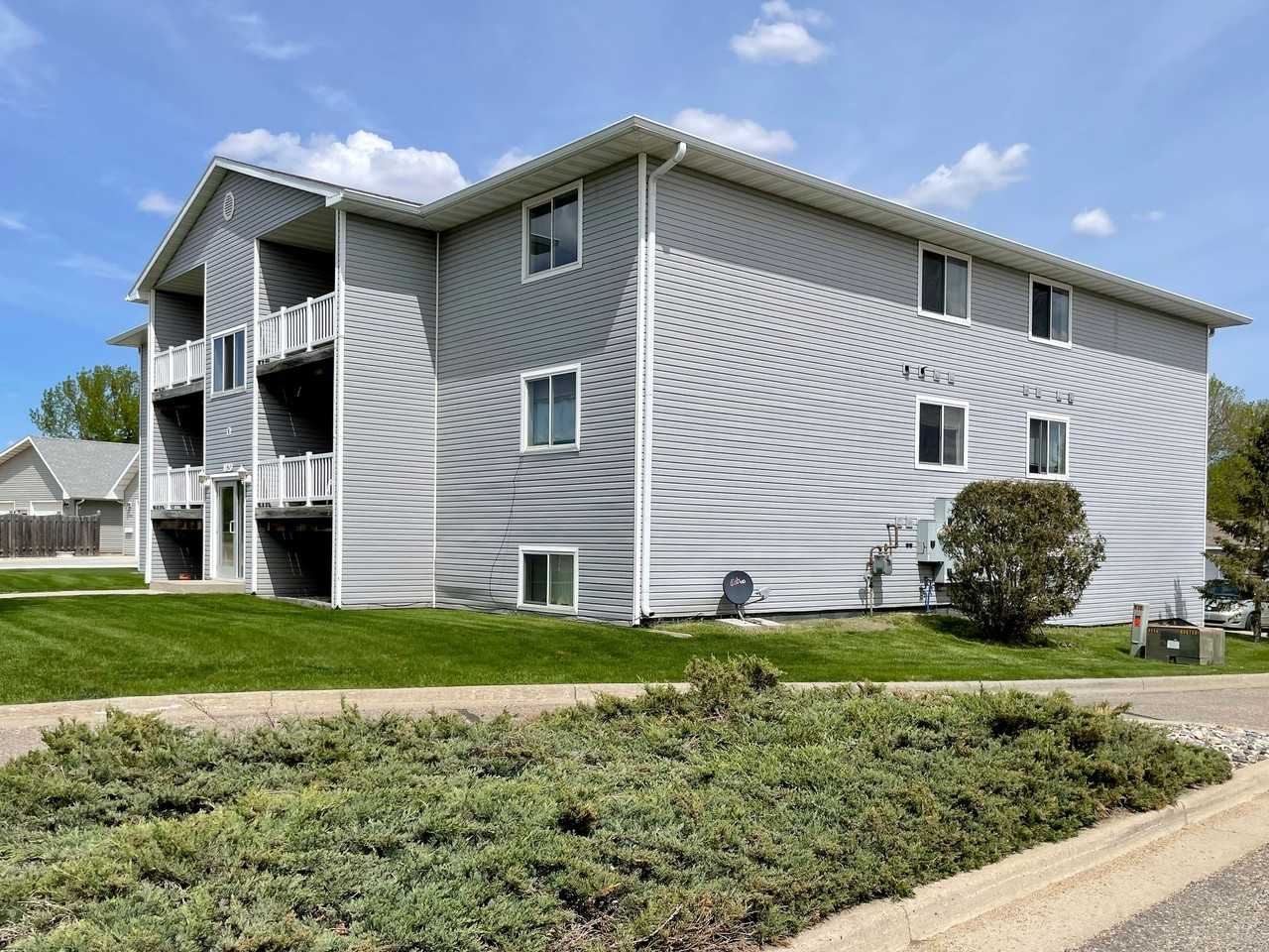 Terrace Pointe - Photo 2 of 5