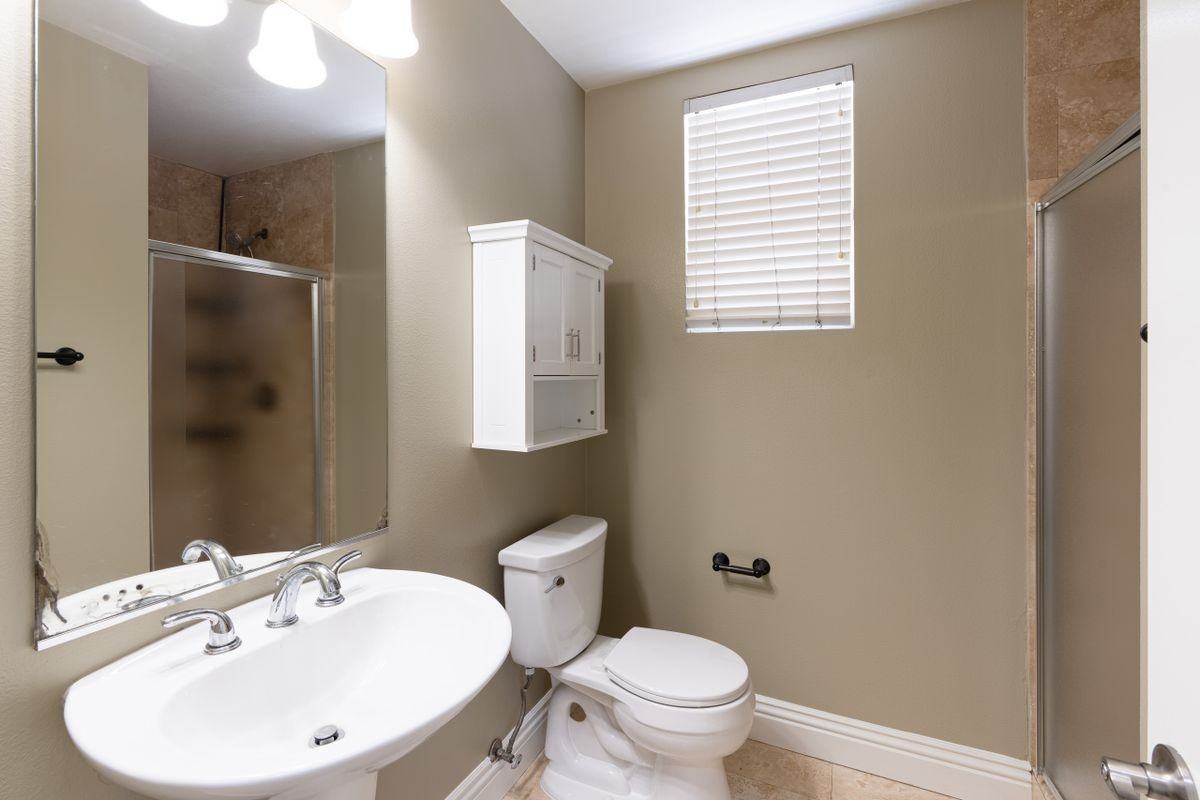 8704 E Wiley Way - Photo 7 of 26