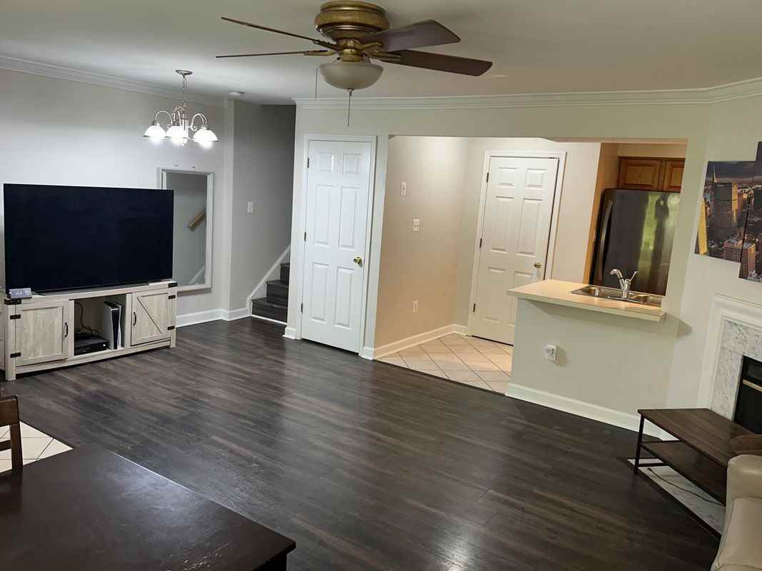 3829 Salemway Ct - Photo 2 of 11