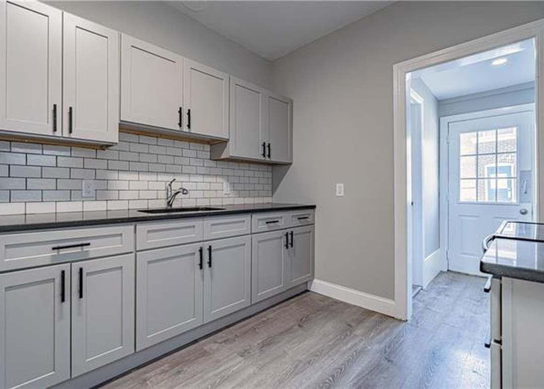 1332 W Gordon St - Photo 5 of 8