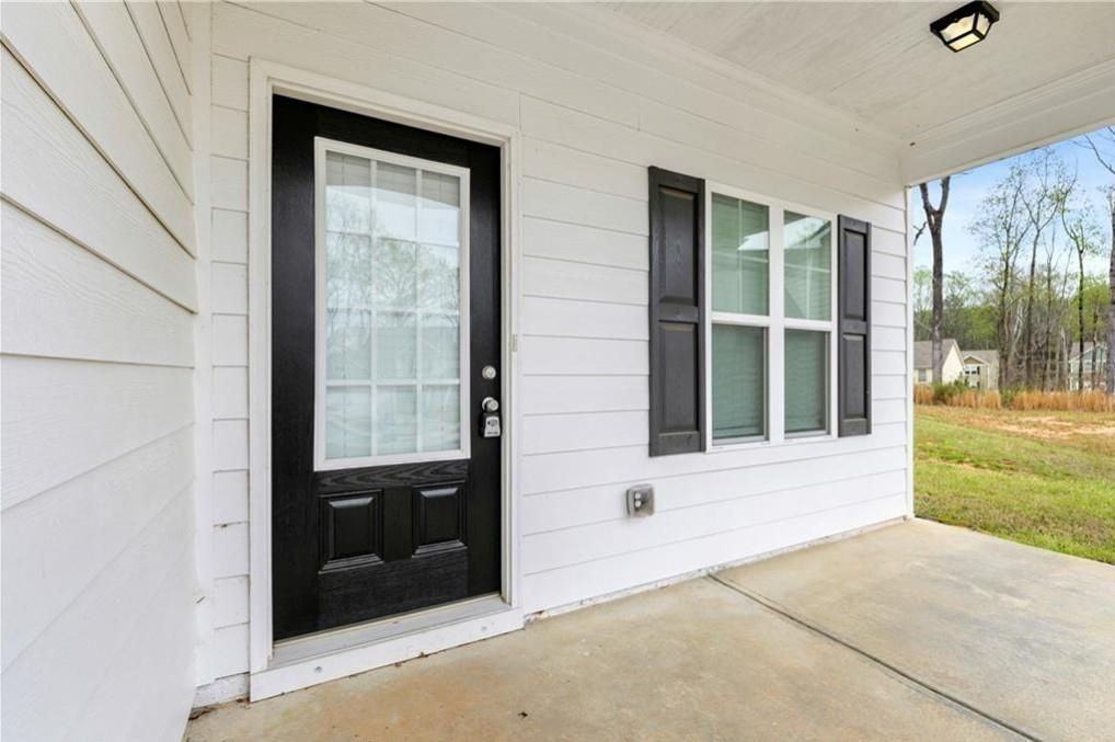 207 Finley Dr - Photo 3 of 38