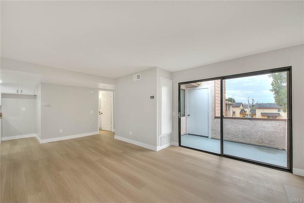 1333 Massachusetts Ave ##201 - Photo 2 of 15