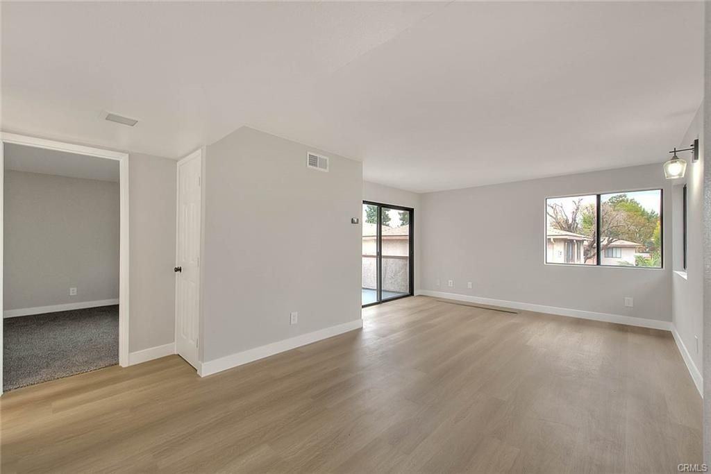 1333 Massachusetts Ave ##201 - Photo 4 of 15