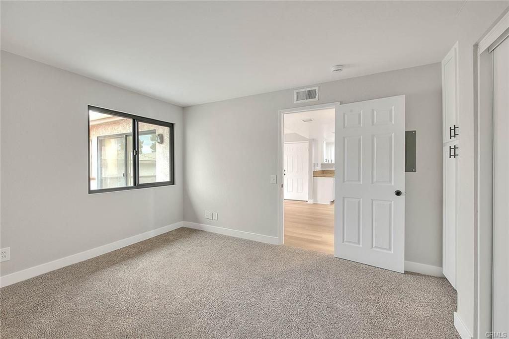 1333 Massachusetts Ave ##201 - Photo 5 of 15