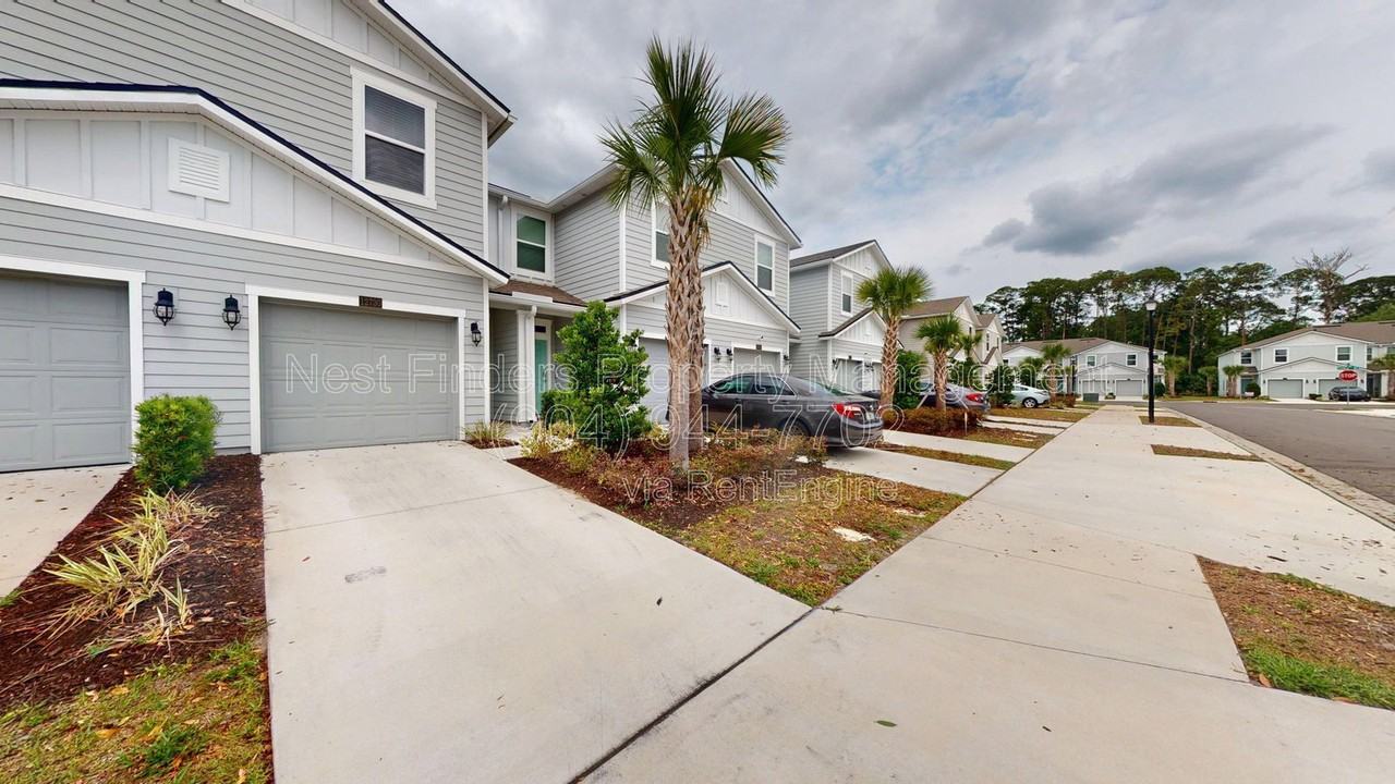 12730 Barrack Ln - Photo 2 of 23