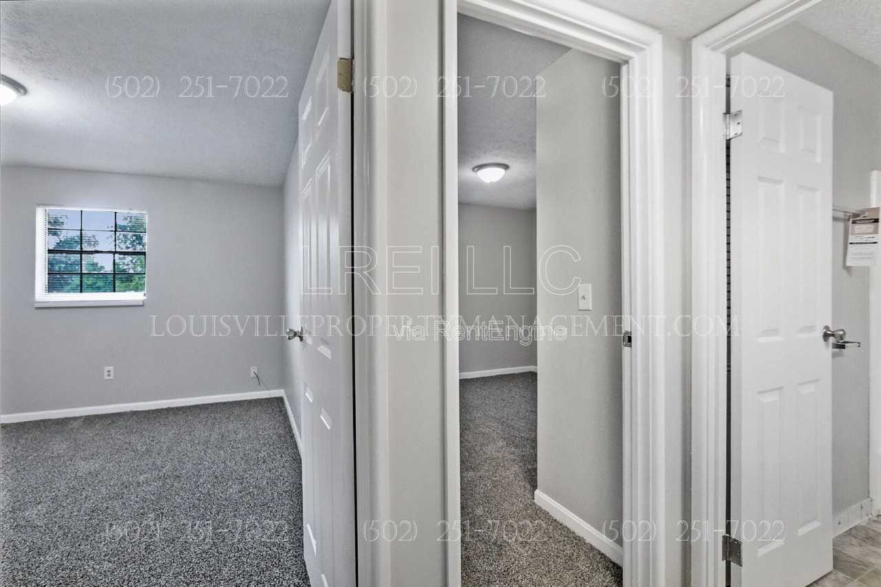 3105 Fordhaven Rd #4 - Photo 6 of 12