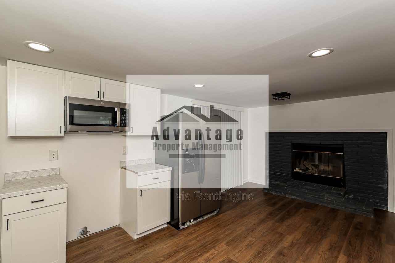 1455 Helen Ln Sw - Photo 7 of 23