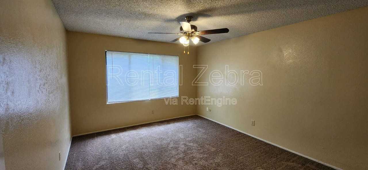 543 Kathryn Ct - Photo 7 of 19
