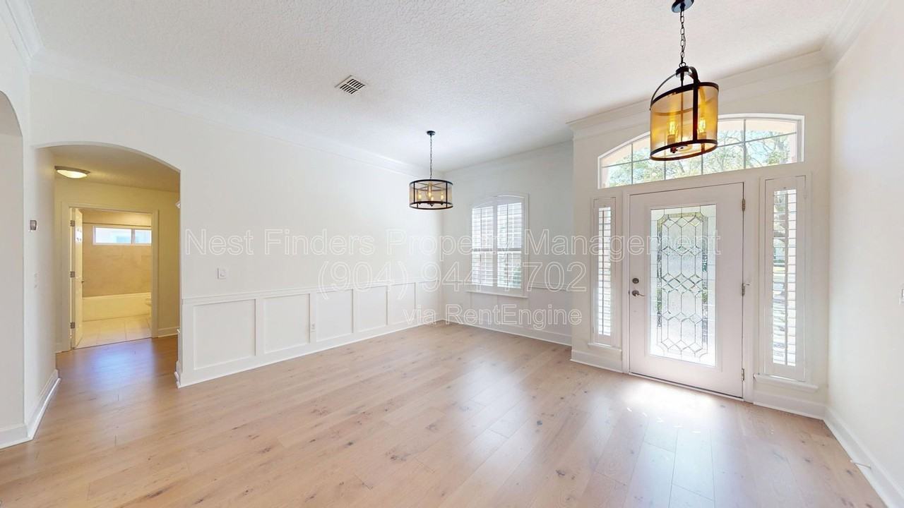 283 Holland Dr - Photo 4 of 50