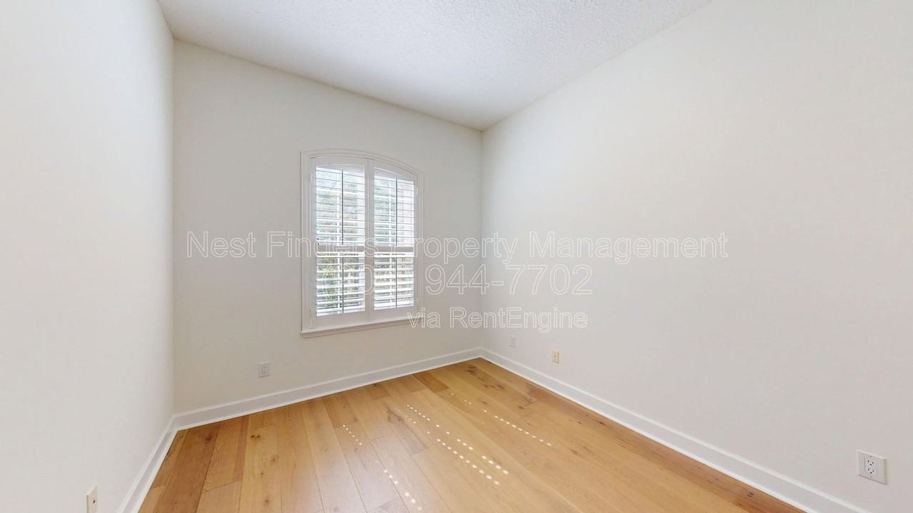 283 Holland Dr - Photo 7 of 50
