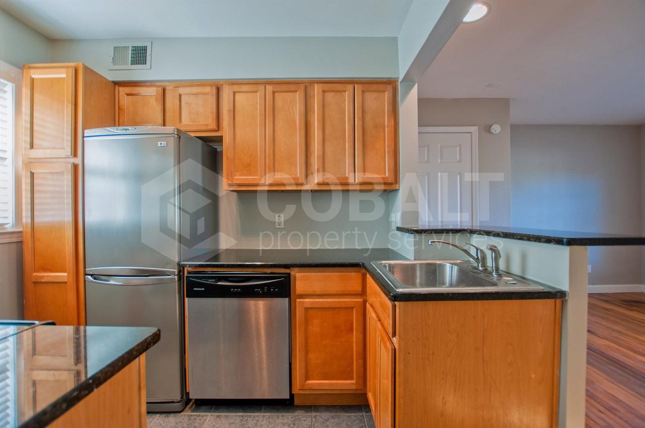 190 Kirkwood Rd Ne #D2 - Photo 5 of 18