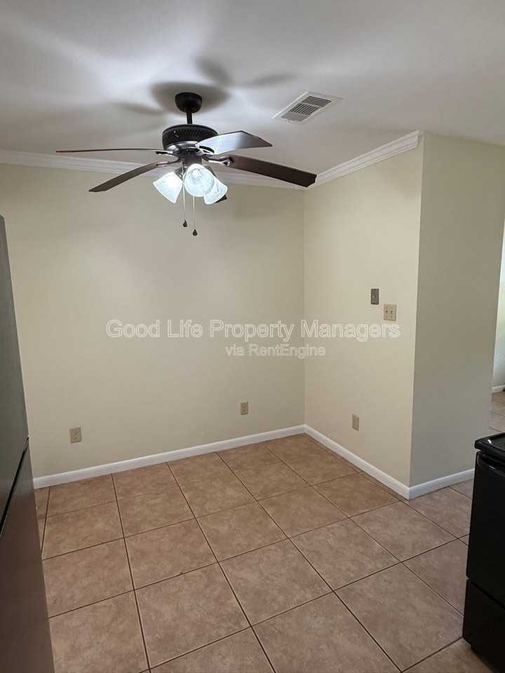 3751 E Olive Rd #5 - Photo 3 of 14