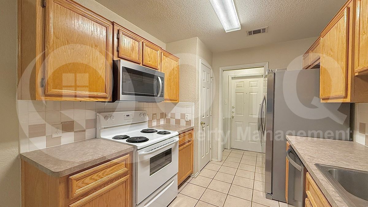 4202 Jake Spoon Dr - Photo 5 of 24