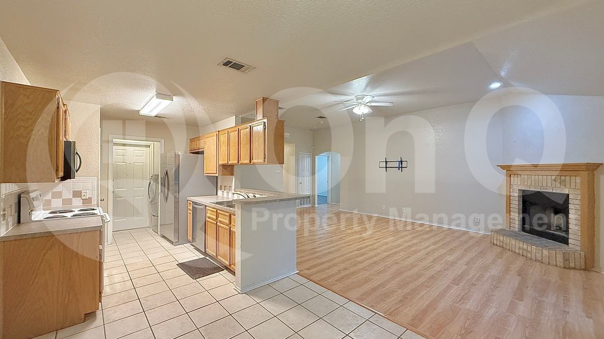 4202 Jake Spoon Dr - Photo 7 of 24