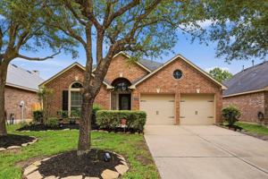 featured image of 2935 Fair Chase Dr