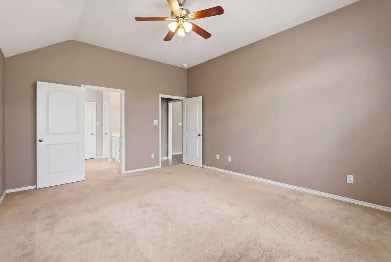 2935 Fair Chase Dr - Photo 7 of 25