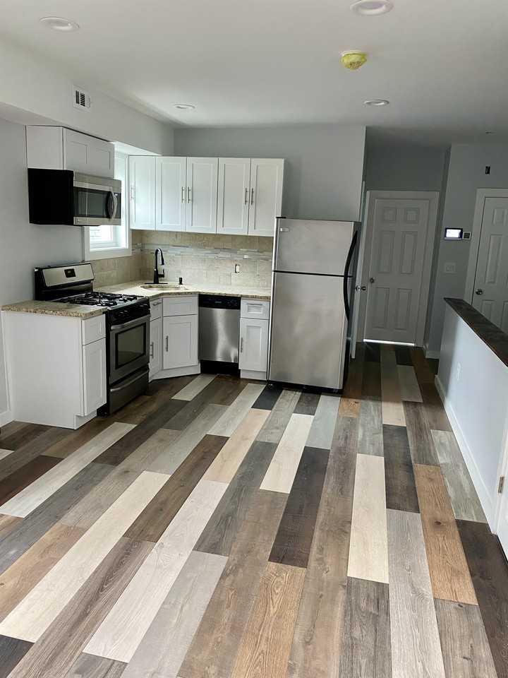 5112 Hazel Ave #14708224 - Photo 3 of 31