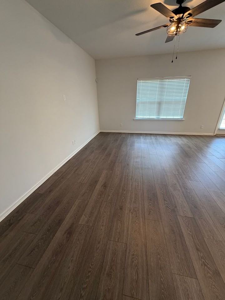 600 Brightleaf Cir - Photo 2 of 28