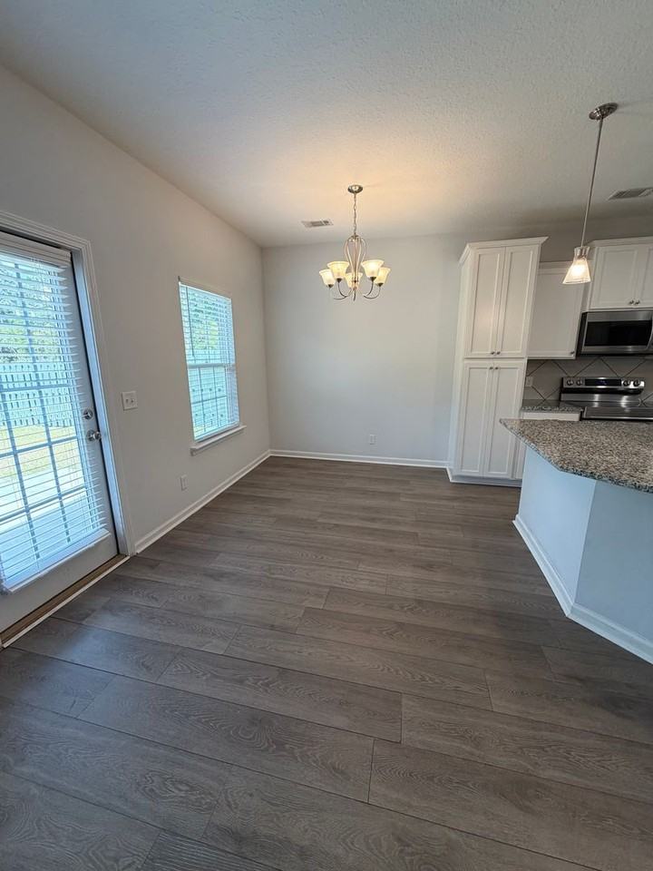 600 Brightleaf Cir - Photo 7 of 28