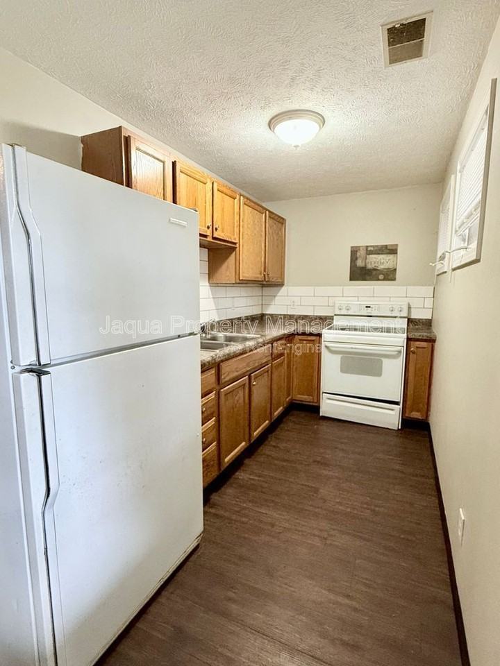 8497 Douglas Ave #1 - Photo 5 of 13